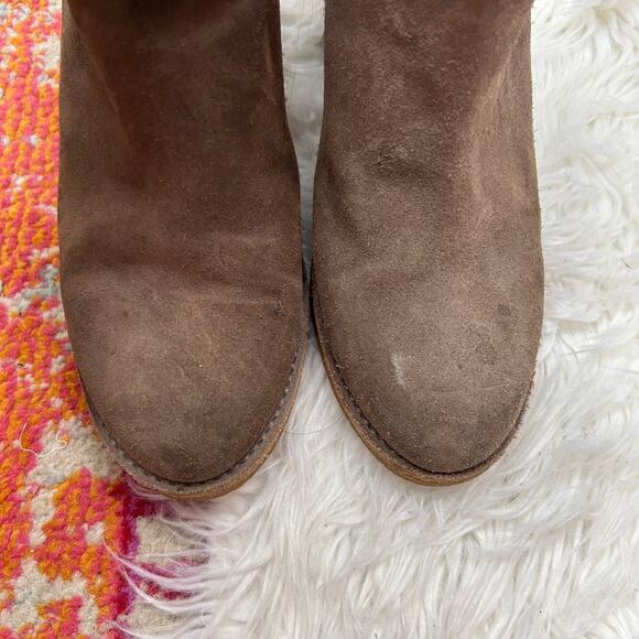 UGG Brown Taupe Block Heeled Suede Kasen Ankle Boots Booties 7 Style 1018644 - Picture 4 of 9